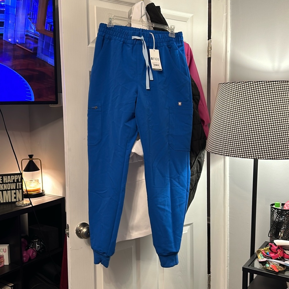 Wear Figs size medium royal blue high waisted uman relaxed jogger scrub